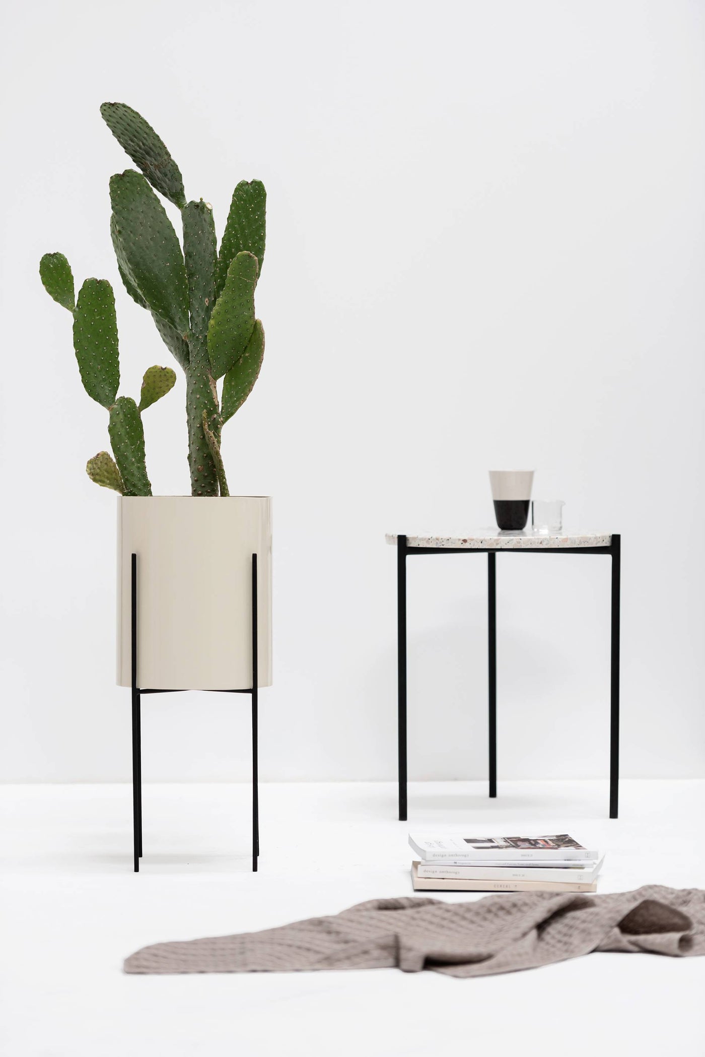 Custom Side Tables Dubai
