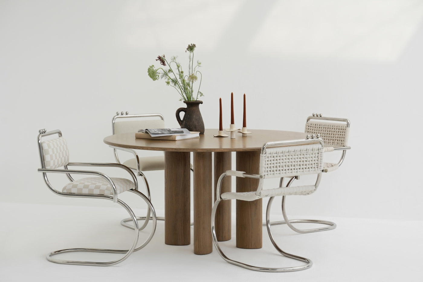 Leo Dining Table
