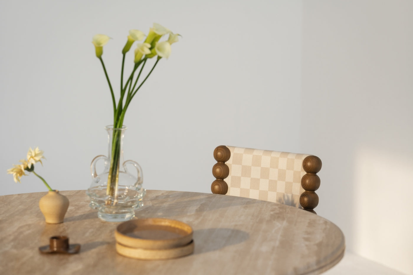 Eclipse Round Dining Table