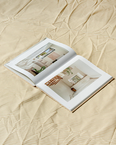 Contemporary Living in the Middle East Book