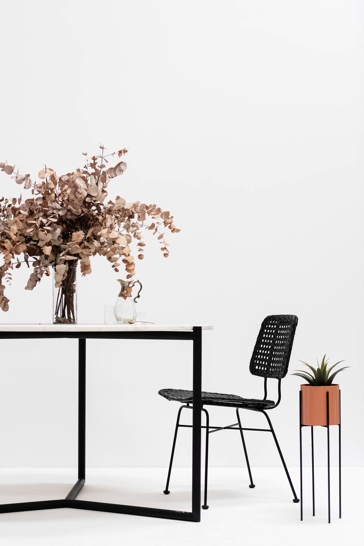 Marble Dining Table - Marble Top, Black Legs Inspiration