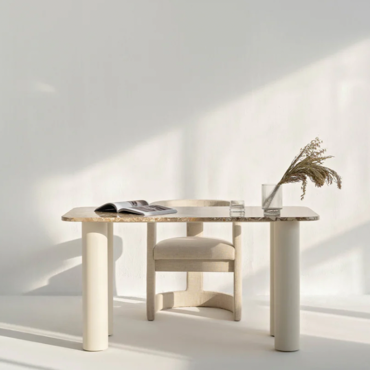 Majo Desk 